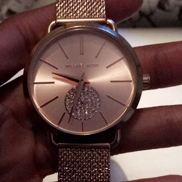 Michael Kors Rose Gold Woman’s Watch
